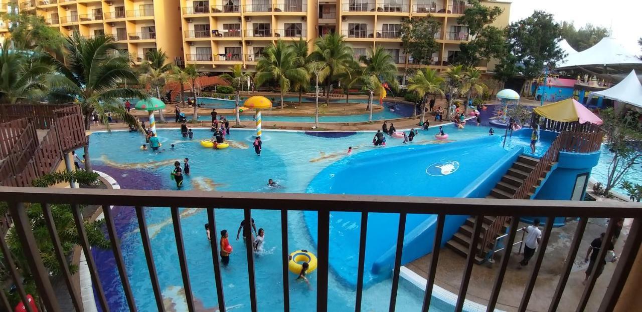Theme Park View @ Gold Coast Apartment